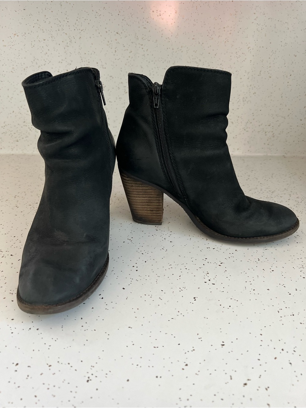 Steve Madden Ryatt Black Leather Ankle Booties with Stacked Heel
